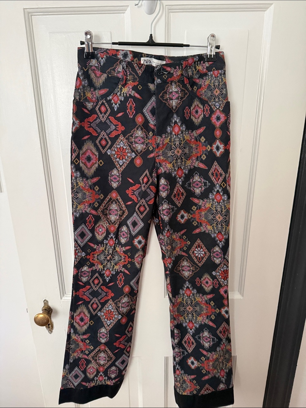 Zara Black Floral Geometric Print Women’s Pants